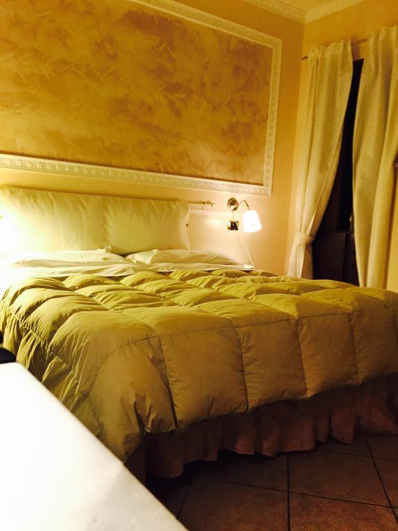 Hotel Martin โวลเปียโน ภายนอก รูปภาพ